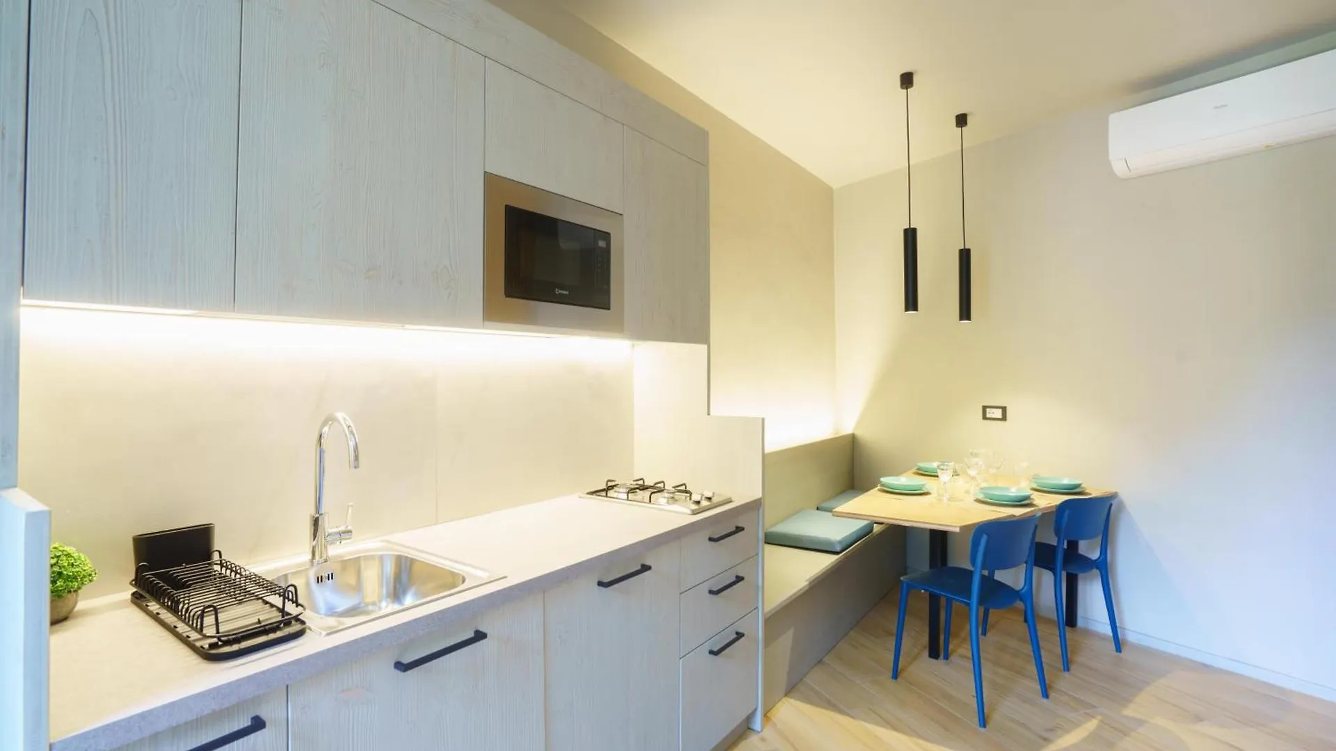 Atarassia Suite Luxury 리오마기오레 아파트
